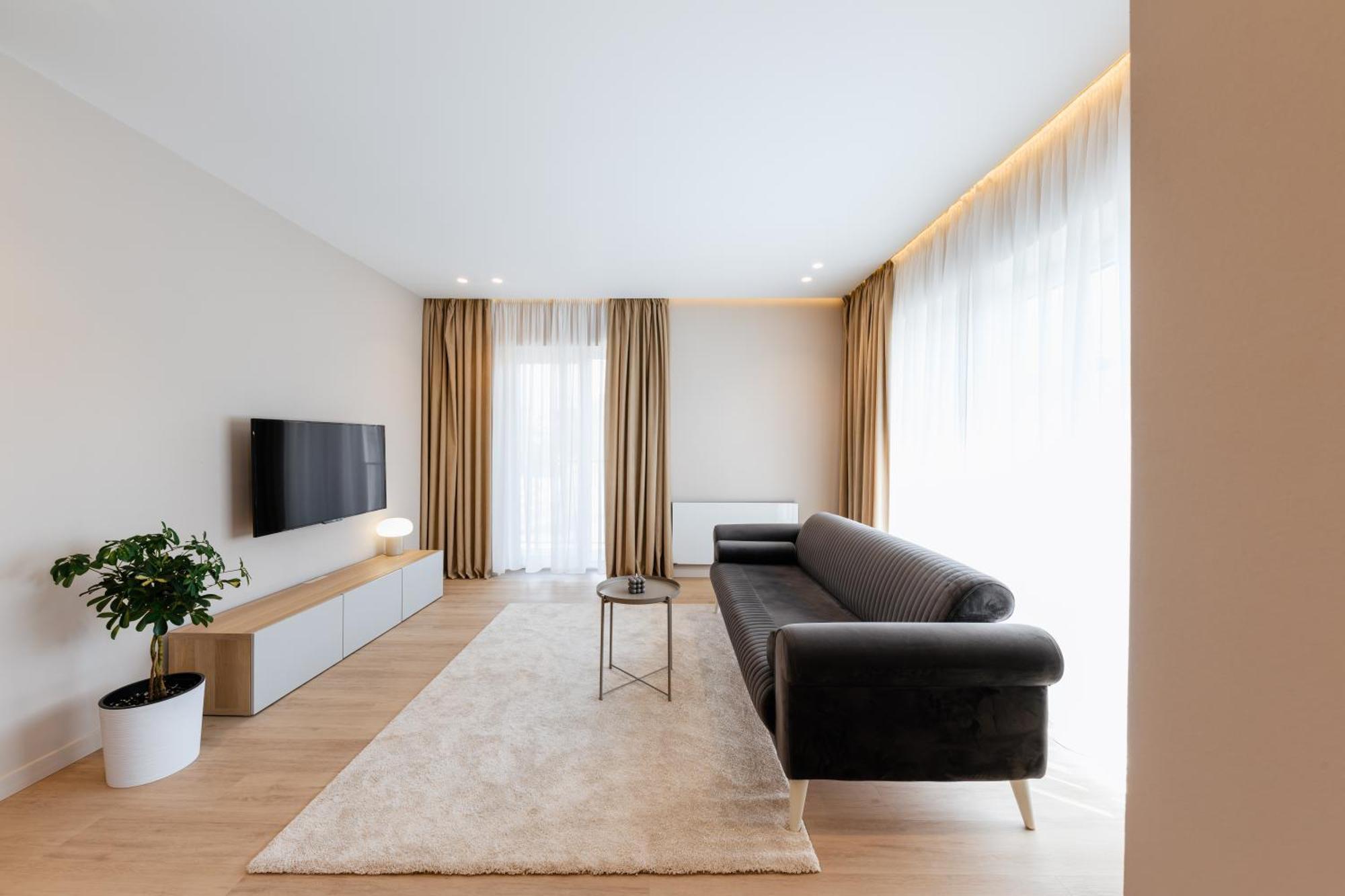 Мм Group Apartment Ujgorod Dış mekan fotoğraf