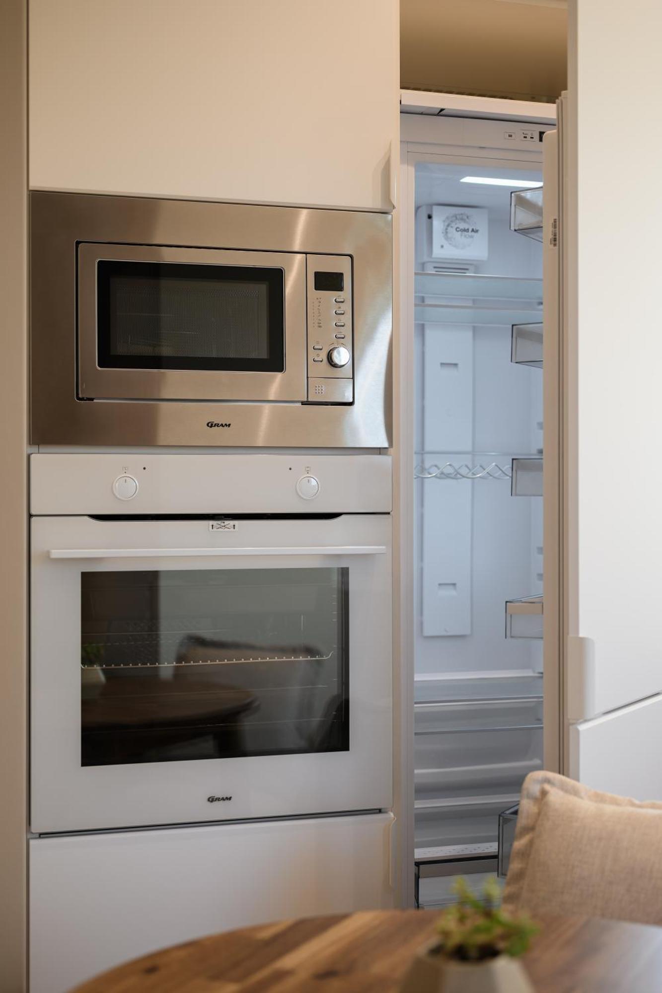 Мм Group Apartment Ujgorod Dış mekan fotoğraf
